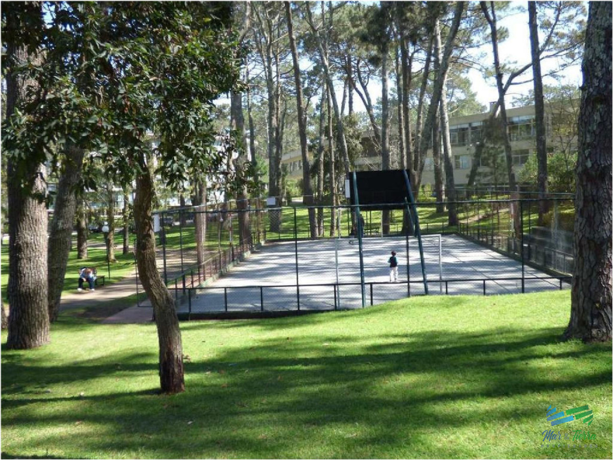 Apartamento ID.1285 - Apartamento de 1 dormitorio en venta en Mansa, Punta del Este.