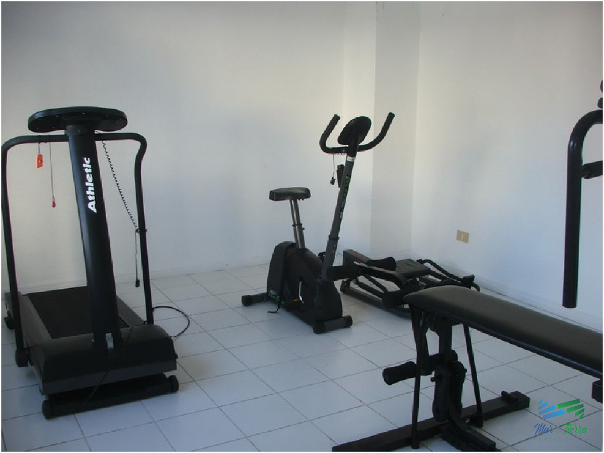 Apartamento ID.15 - Apartamento de 2 dormitorios con piscina en venta y alquiler en Peninsula, Punta del Este.