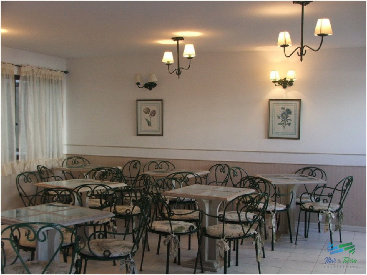 Apartamento ID.15 - Apartamento de 2 dormitorios con piscina en venta y alquiler en Peninsula, Punta del Este.
