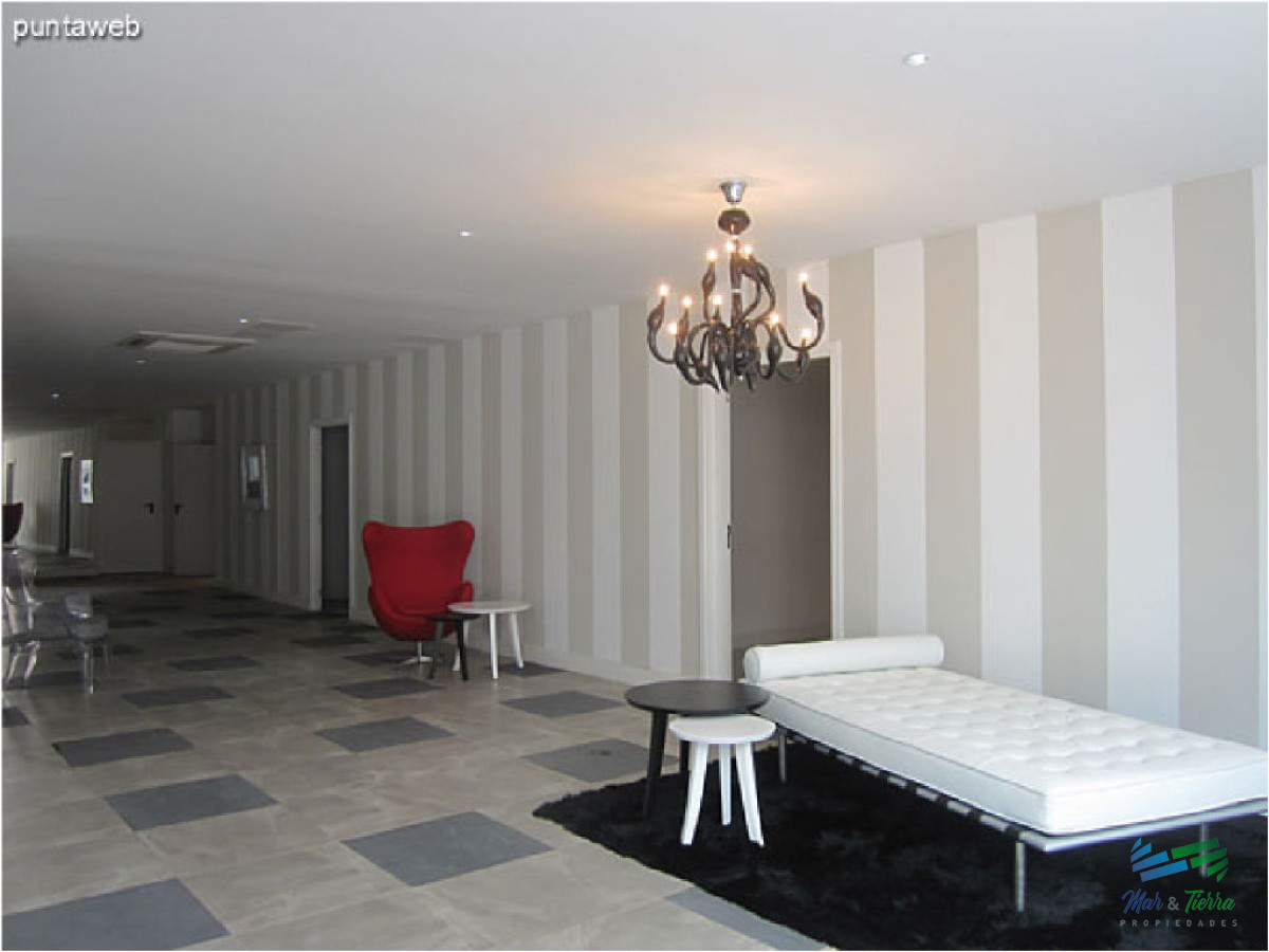 Apartamento ID.5555 - Muy Buen Apartamento En Zona San Rafael , Edificio Unique, ¡ También Alquiler De Temporeda¡¡¡¡