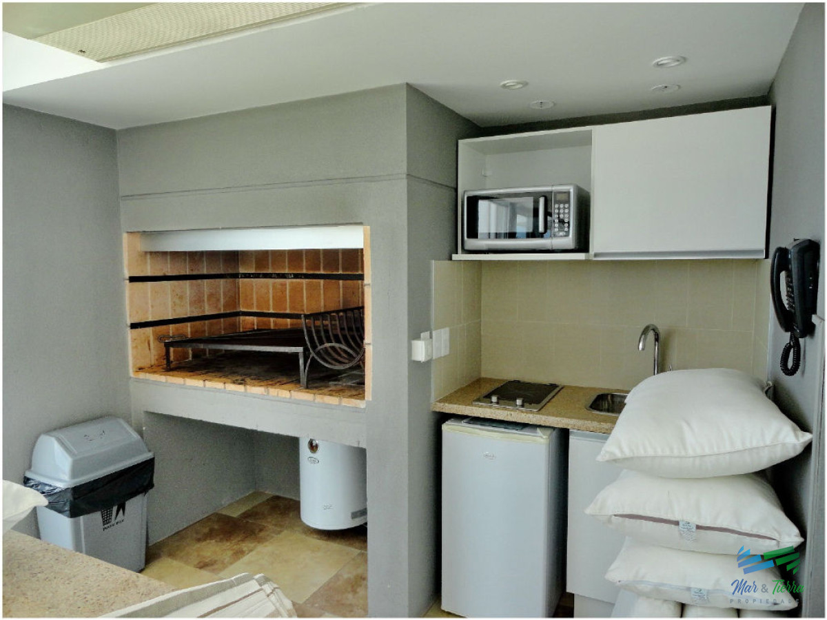 Apartamento ID.2254 - En alquiler y venta.. monoambiente amplio luminoso, a pasitos del Puerto!!!