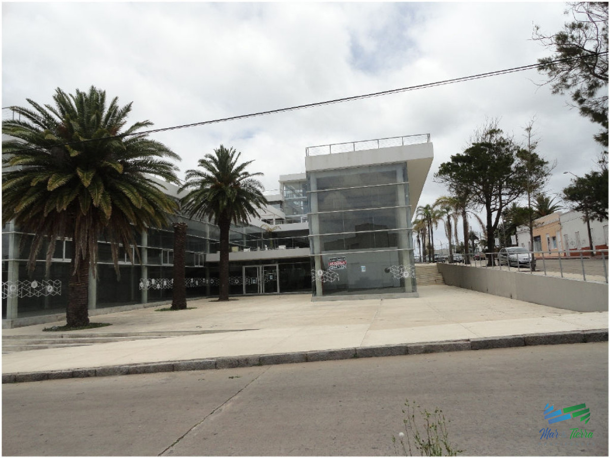 Apartamento ID.2254 - En alquiler y venta.. monoambiente amplio luminoso, a pasitos del Puerto!!!