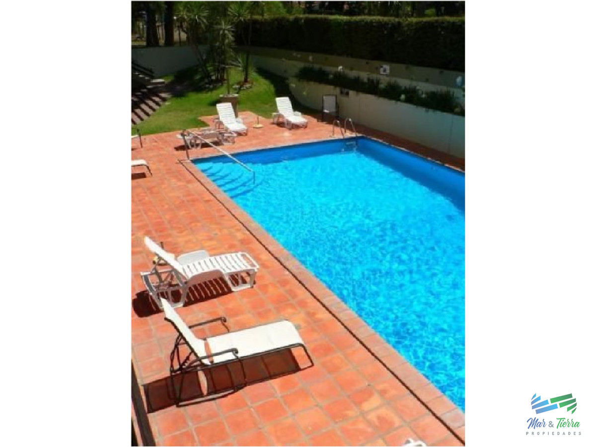 Apartamento ID.1318 - En alquiler.. Av. Roosevelt. Edificio con servicios.
