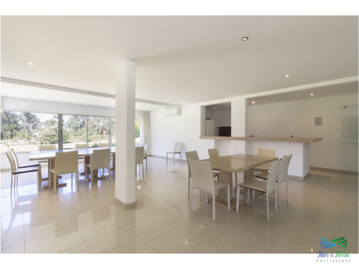 Apartamento ID.1520 - Apartamento en Rincón del Indio, 3 dormitorios *