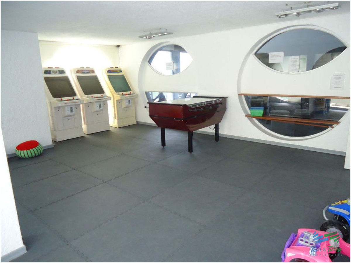 Apartamento ID.1482 - Espectacular planta, piso alto, primera línea frente al mar.
