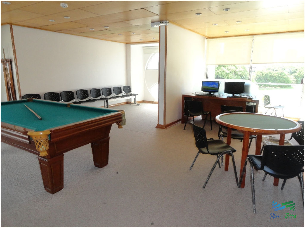 Apartamento ID.1482 - Espectacular planta, piso alto, primera línea frente al mar.