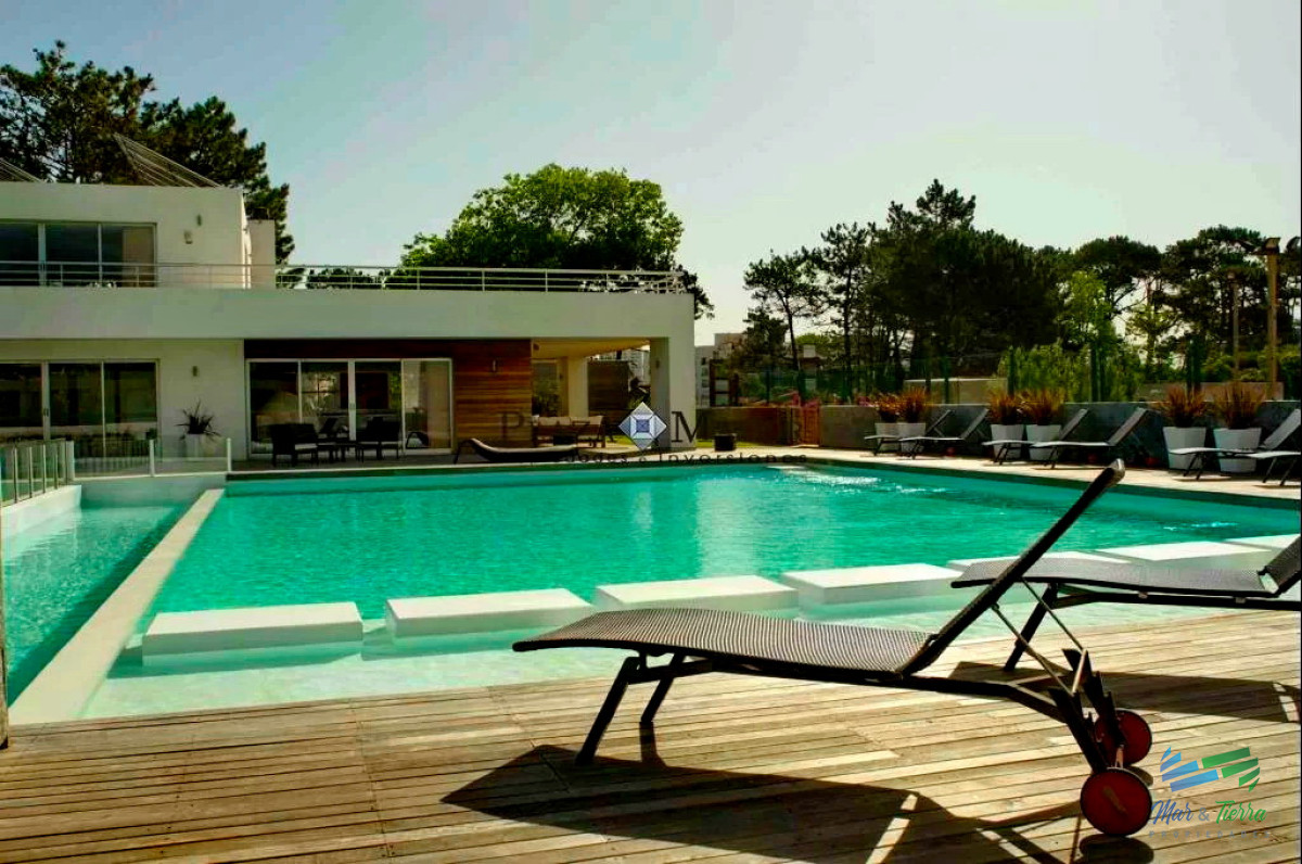 Apartamento ID.5703 - Alquiler en baja temporada en Ocena Drive Punta del Este, 3 dormitorios