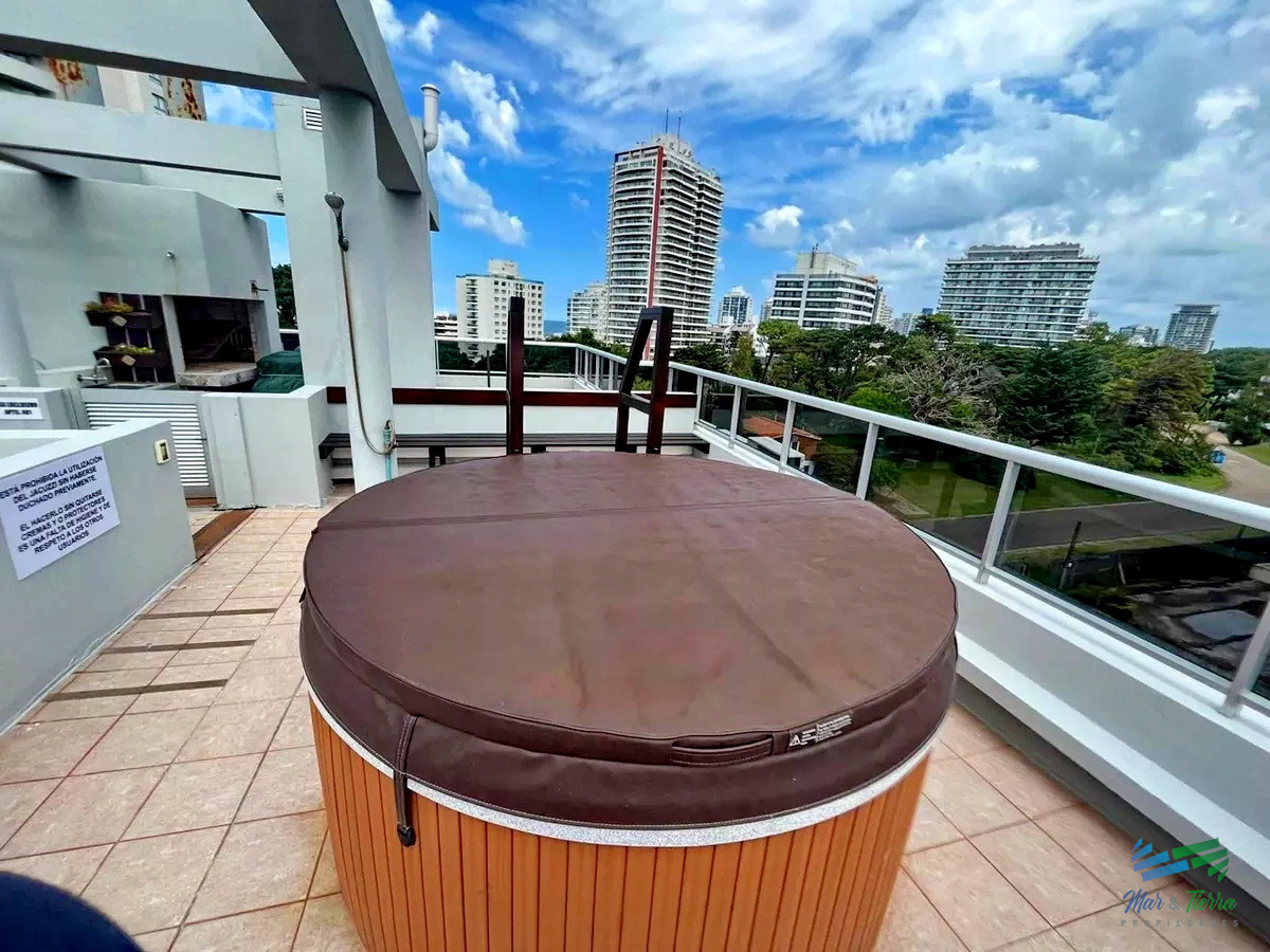 Apartamento ID.4931 - Venta de apartamento 1 dormitorio Aidy Grill Punta del Este 