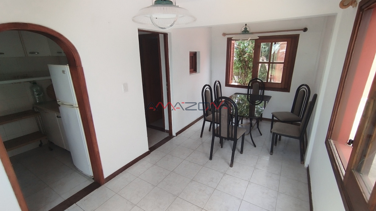 Casa ID.5774 - Casa de 2 dormitorios, 2 baños balneario Buenos Aires. 