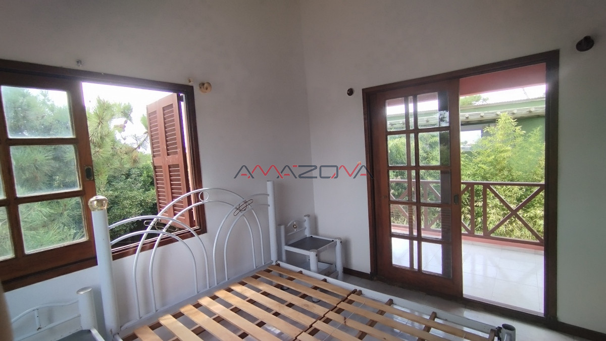 Casa ID.5774 - Casa de 2 dormitorios, 2 baños balneario Buenos Aires. 