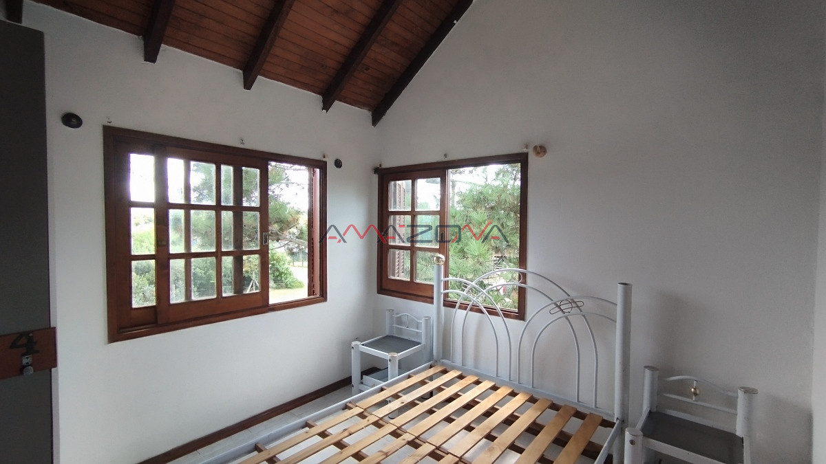 Casa ID.5774 - Casa de 2 dormitorios, 2 baños balneario Buenos Aires. 