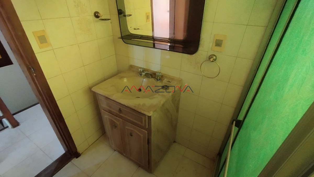 Casa ID.5774 - Casa de 2 dormitorios, 2 baños balneario Buenos Aires. 