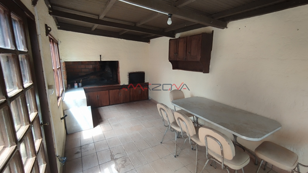 Casa ID.5774 - Casa de 2 dormitorios, 2 baños balneario Buenos Aires. 