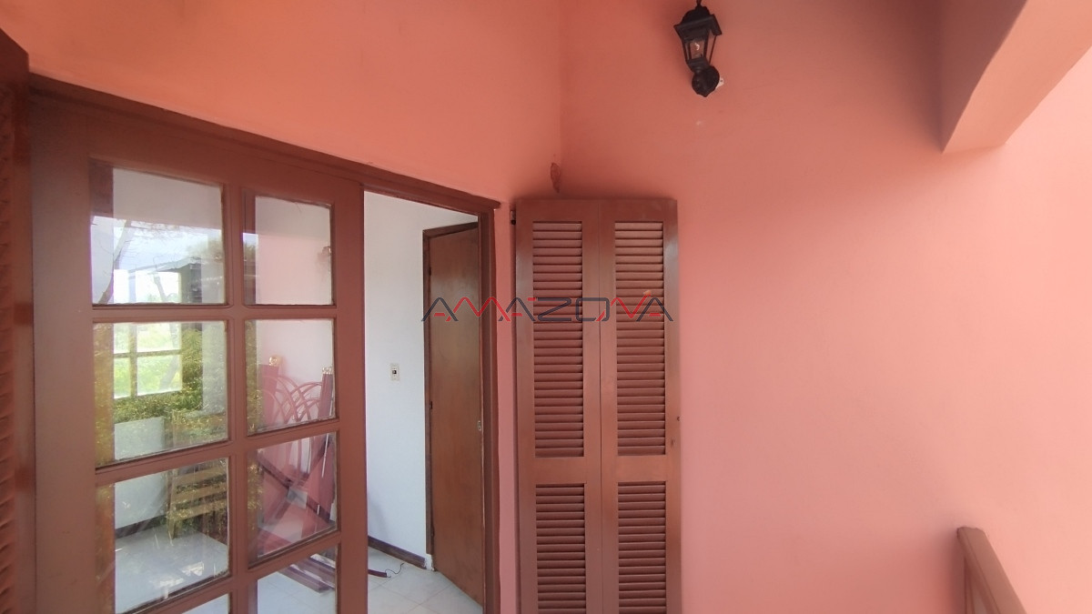 Casa ID.5774 - Casa de 2 dormitorios, 2 baños balneario Buenos Aires. 