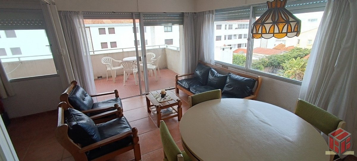 Apartamento ID.8912 - Apartamento en venta, zona peninsula - Punta del Este