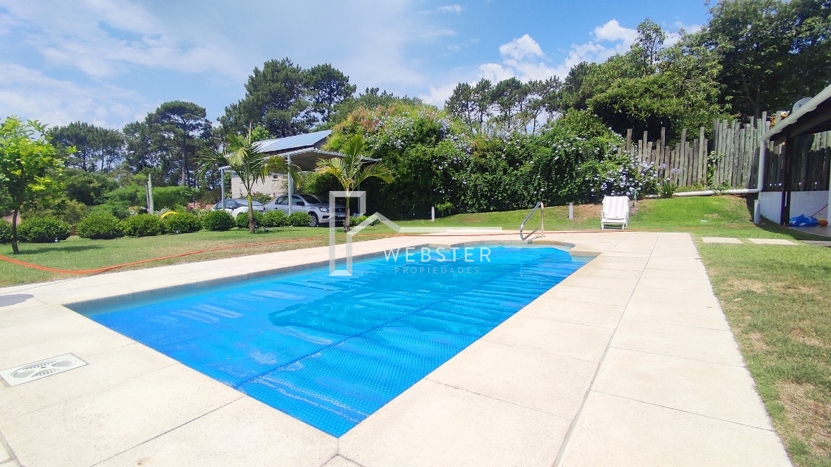 Casa ID.1958 - Casa en alquiler, 2 dormitorios, Punta del Este*