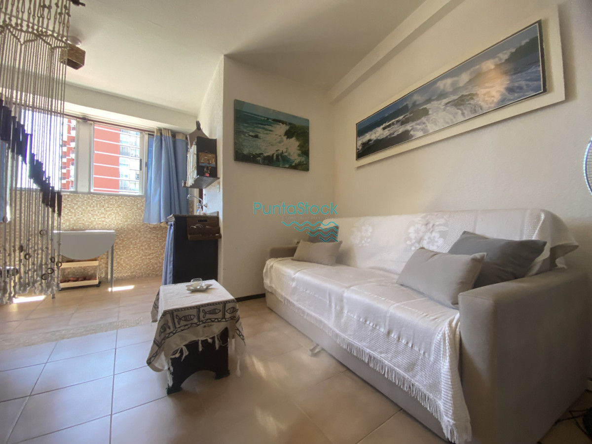 Apartamento monomabiente a metros del puerto, playa de los inlgeses y Gorlero - PSK2582A