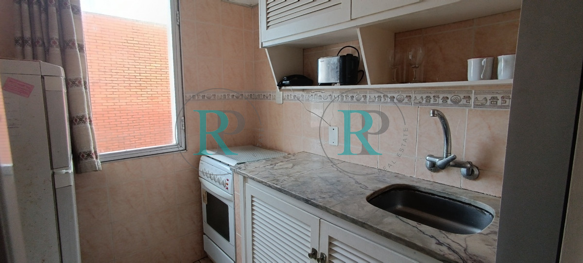 Apartamento ID.2042 - Apartamento en venta, zona peninsula - Punta del Este