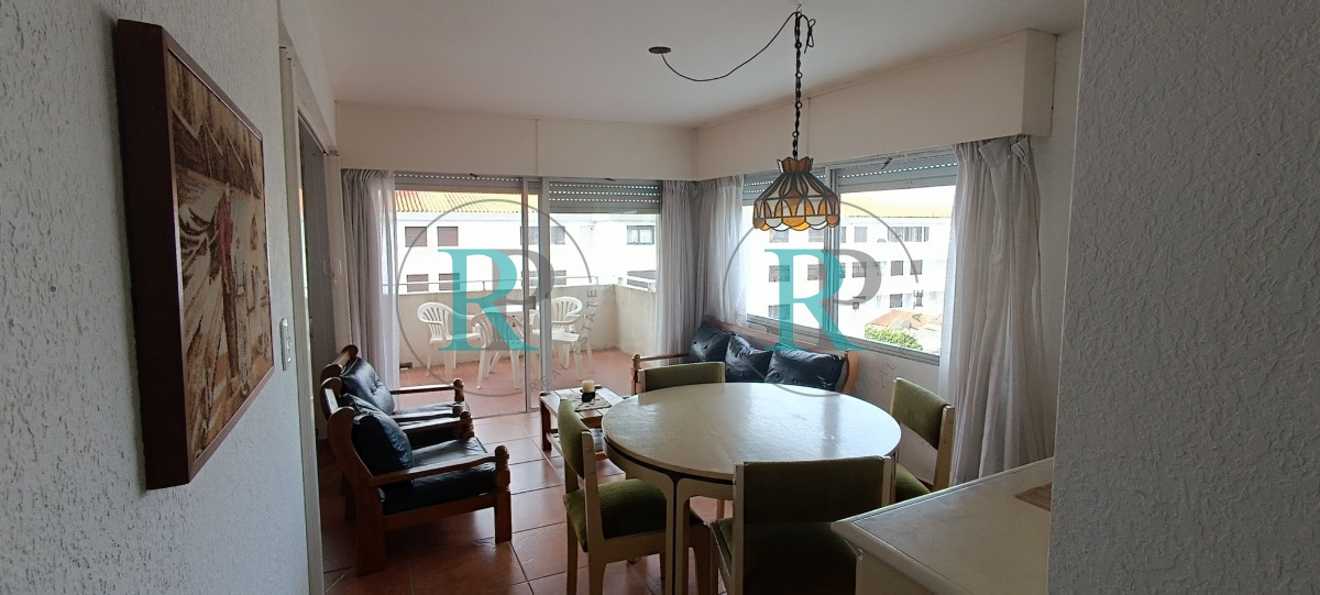 Apartamento ID.2042 - Apartamento en venta, zona peninsula - Punta del Este