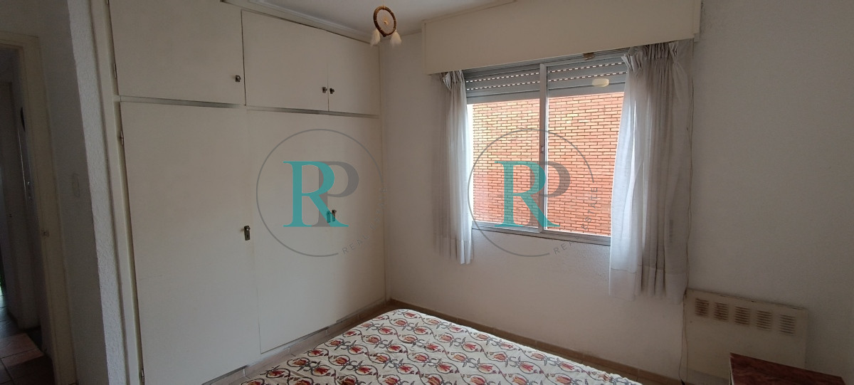 Apartamento ID.2042 - Apartamento en venta, zona peninsula - Punta del Este