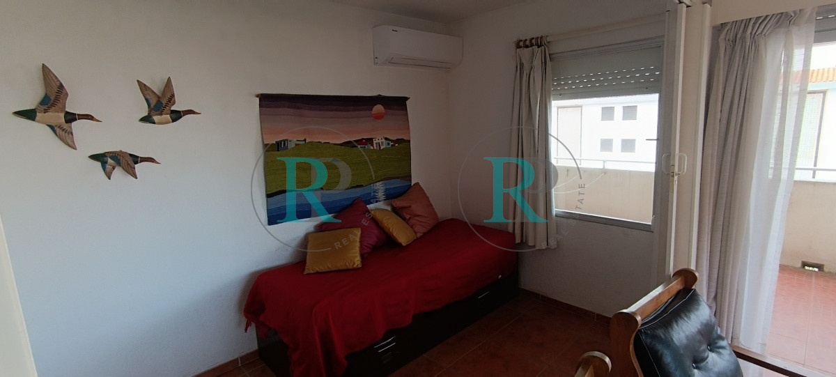 Apartamento ID.2042 - Apartamento en venta, zona peninsula - Punta del Este
