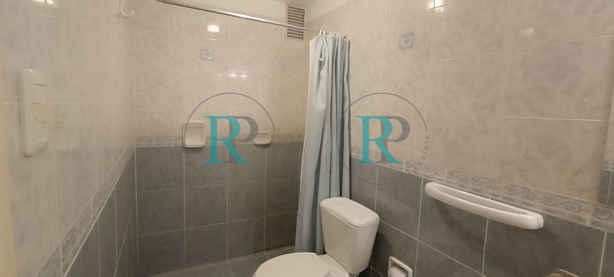 Apartamento ID.2042 - Apartamento en venta, zona peninsula - Punta del Este
