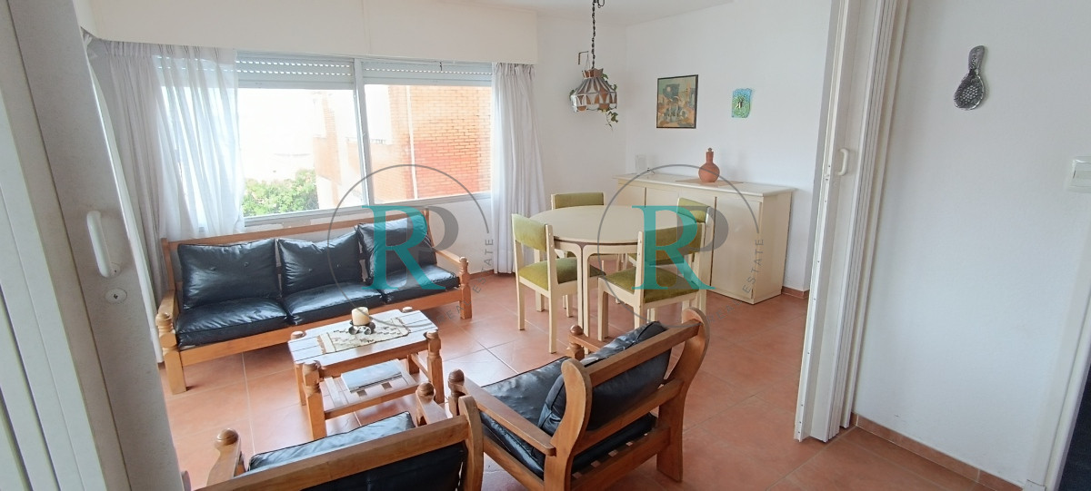 Apartamento ID.2042 - Apartamento en venta, zona peninsula - Punta del Este