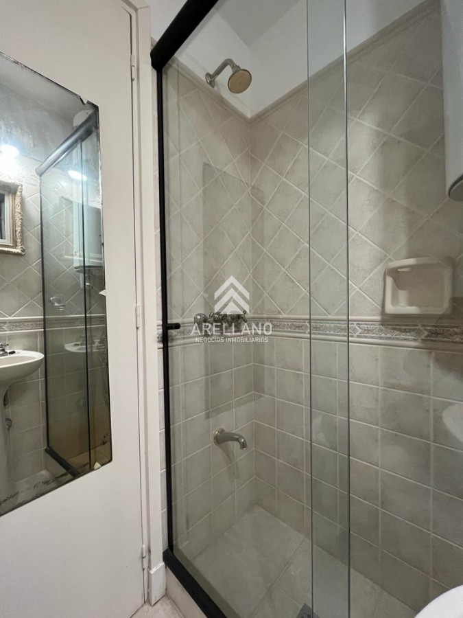 Apartamento ID.2864 - Apartamento esquinero de 2 dormitorios en venta, en Punta del Este*