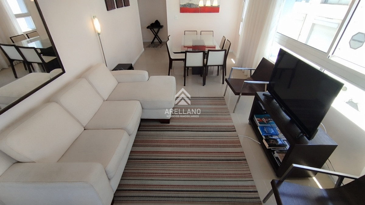Apartamento ID.2700 - Venta apartamento 3 dormitorios Península 