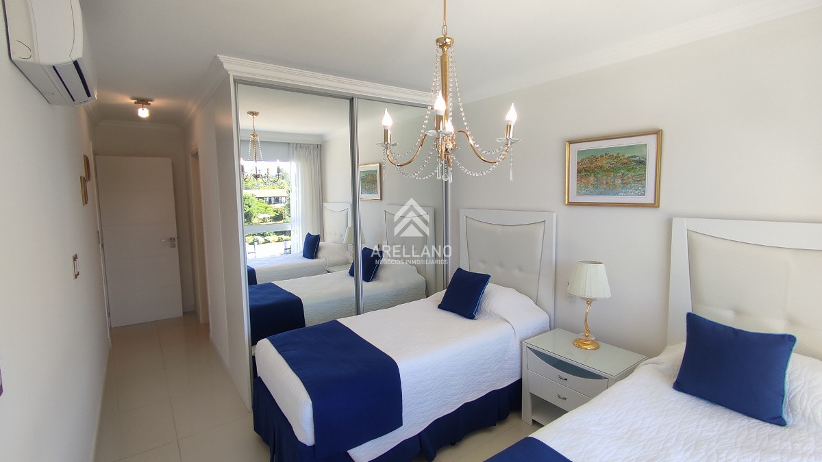 Apartamento ID.3682 - Venta apartamento 3 dormitorios 