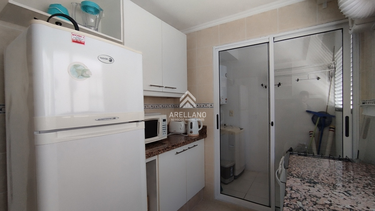 Apartamento ID.2700 - Venta apartamento 3 dormitorios Península 
