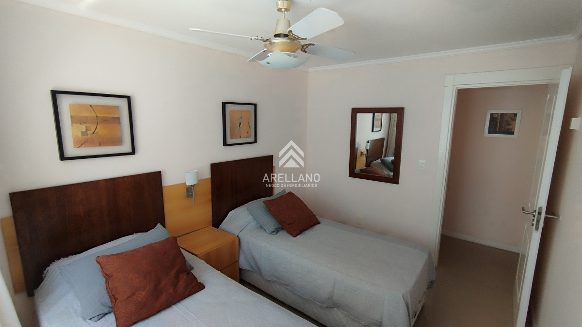 Apartamento ID.2700 - Venta apartamento 3 dormitorios Península 