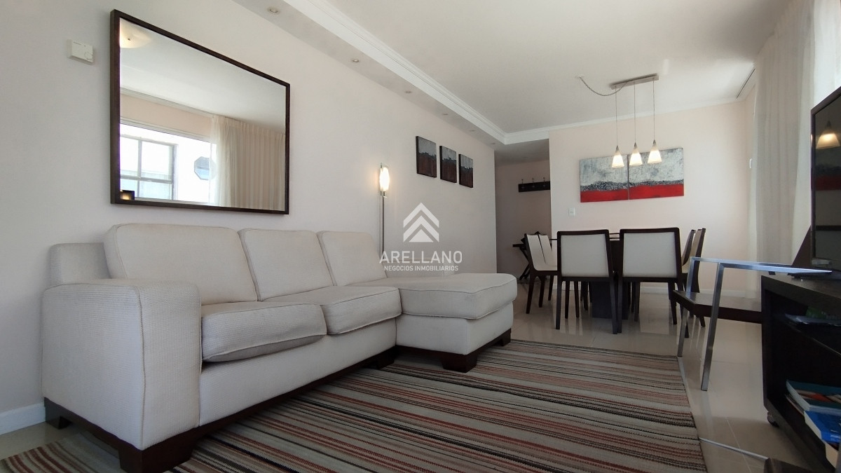 Apartamento ID.2700 - Venta apartamento 3 dormitorios Península 