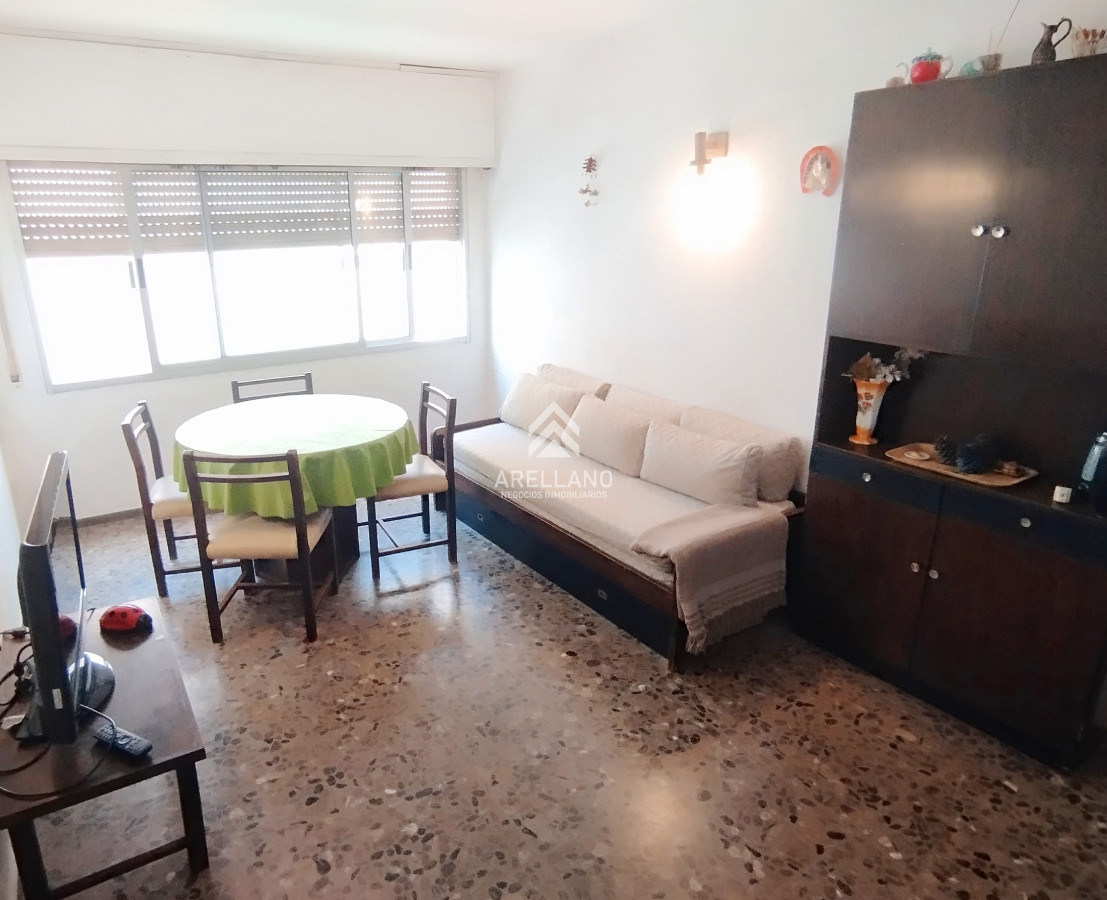 Apartamento ID.4218 - Apartamento de 2 dormitorios en venta, Punta del Este