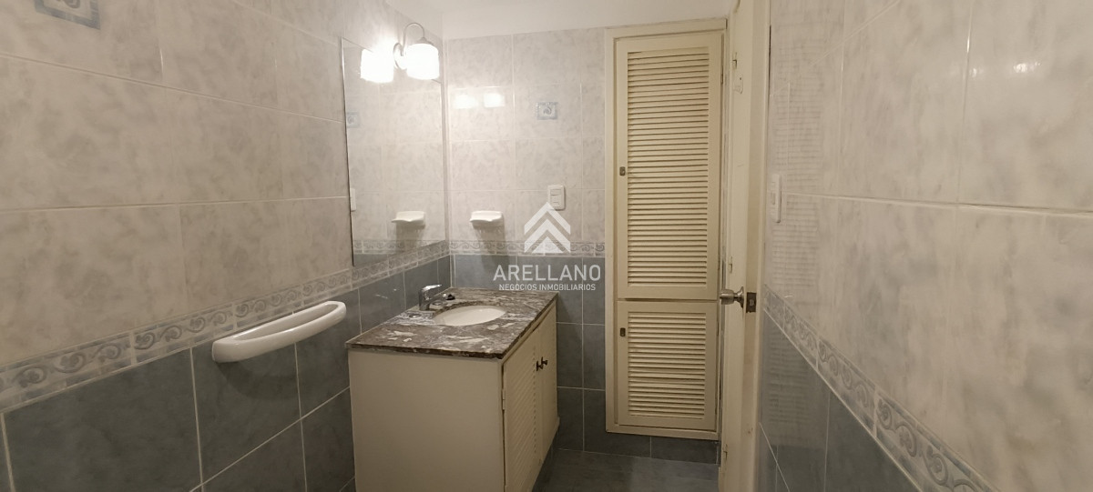 Apartamento ID.4216 - Apartamento en venta, zona peninsula - Punta del Este