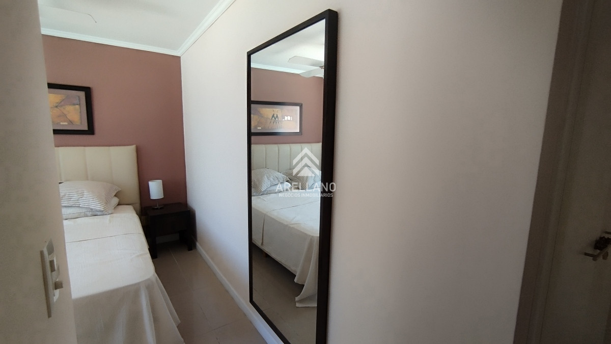 Apartamento ID.2700 - Venta apartamento 3 dormitorios Península 
