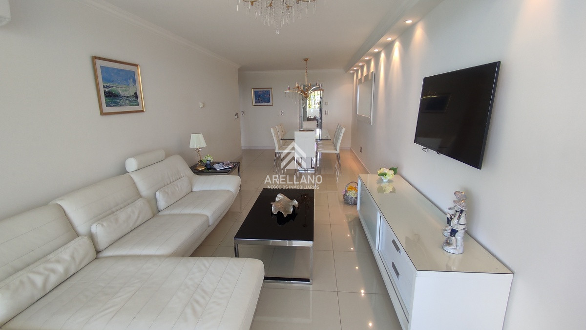 Apartamento ID.3682 - Venta apartamento 3 dormitorios 