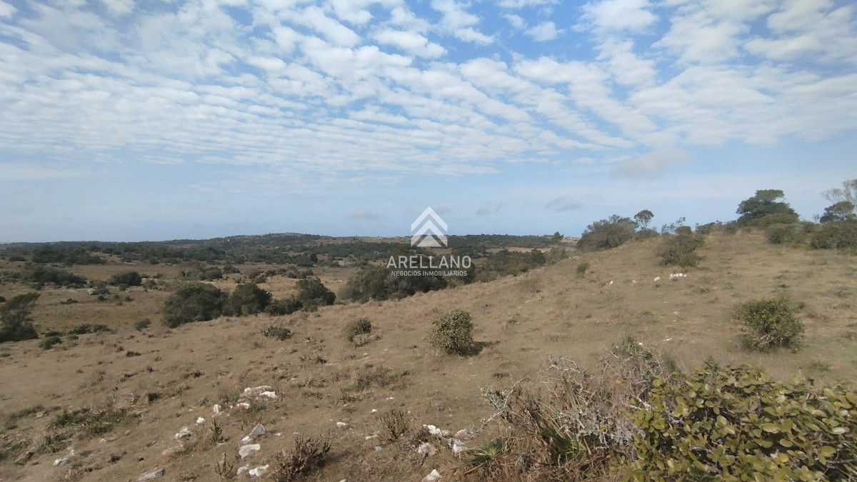 Campo Ref.3842 - Campo en venta, Maldonado, en la zona del Cerro Catedral