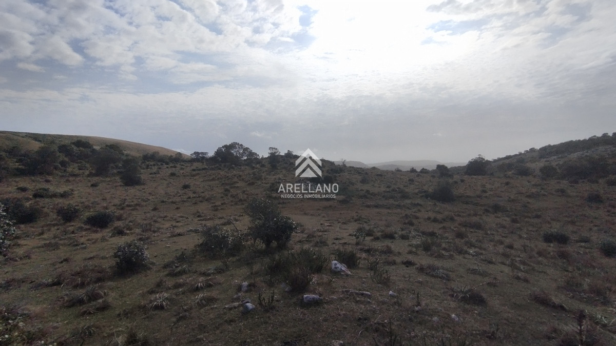 Campo Ref.3842 - Campo en venta, Maldonado, en la zona del Cerro Catedral