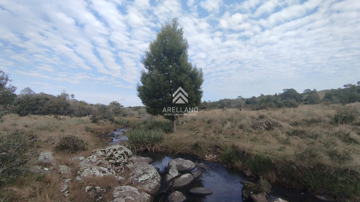 Campo Ref.3842 - Campo en venta, Maldonado, en la zona del Cerro Catedral