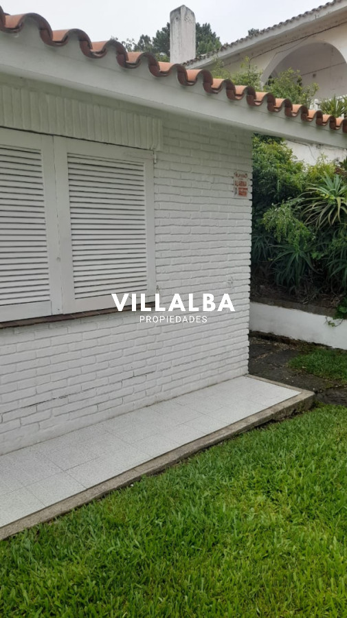 Apartamento ID.4803 - Casa en Venta. Excelente ubicación en Playa Mansa - Punta del Este
