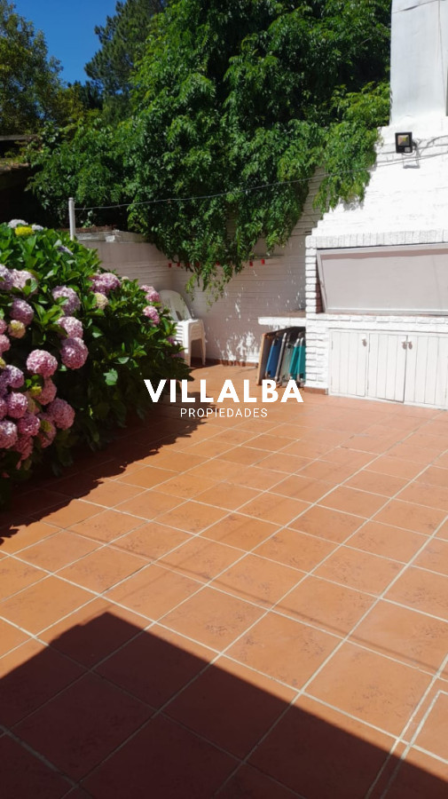 Apartamento ID.4803 - Casa en Venta. Excelente ubicación en Playa Mansa - Punta del Este