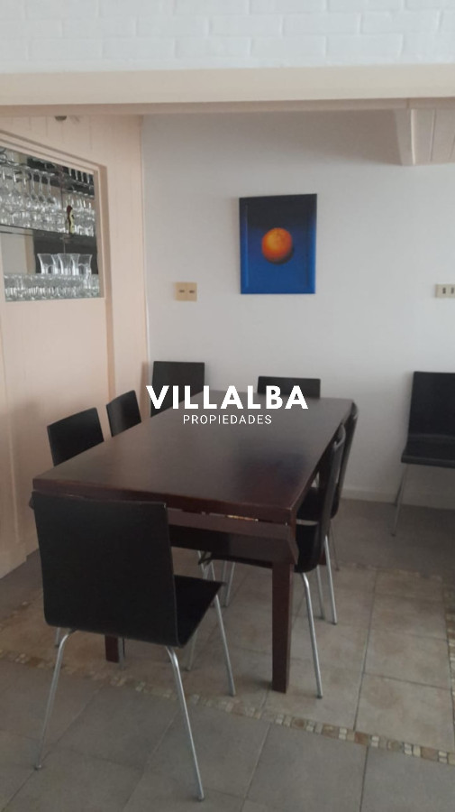 Apartamento ID.4803 - Casa en Venta. Excelente ubicación en Playa Mansa - Punta del Este