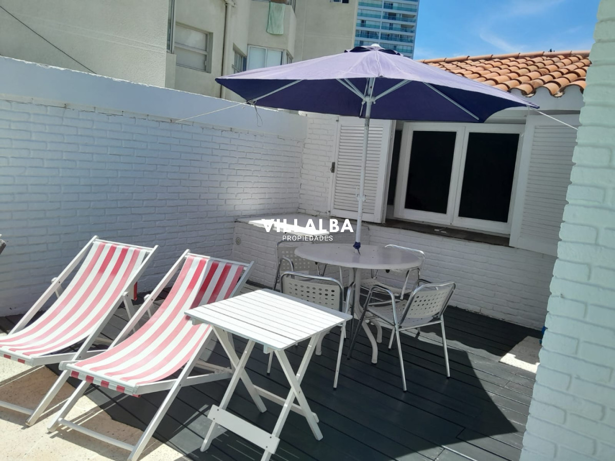 Apartamento ID.4803 - Casa en Venta. Excelente ubicación en Playa Mansa - Punta del Este