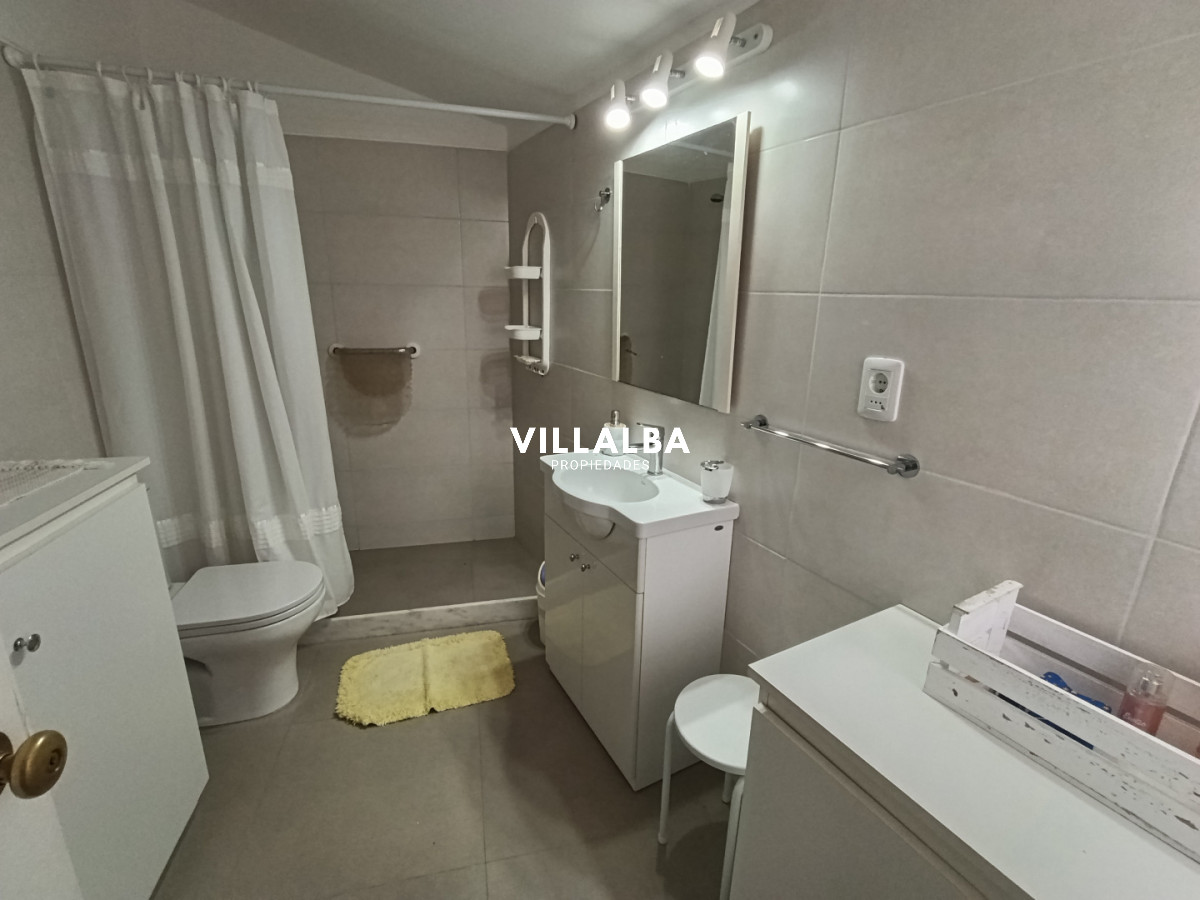Apartamento ID.4803 - Casa en Venta. Excelente ubicación en Playa Mansa - Punta del Este