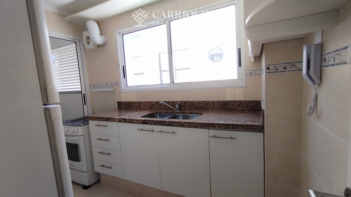 Apartamento ID.8334 - Apartamento en Venta zona Península, 3 dormitorios. Punta del Este