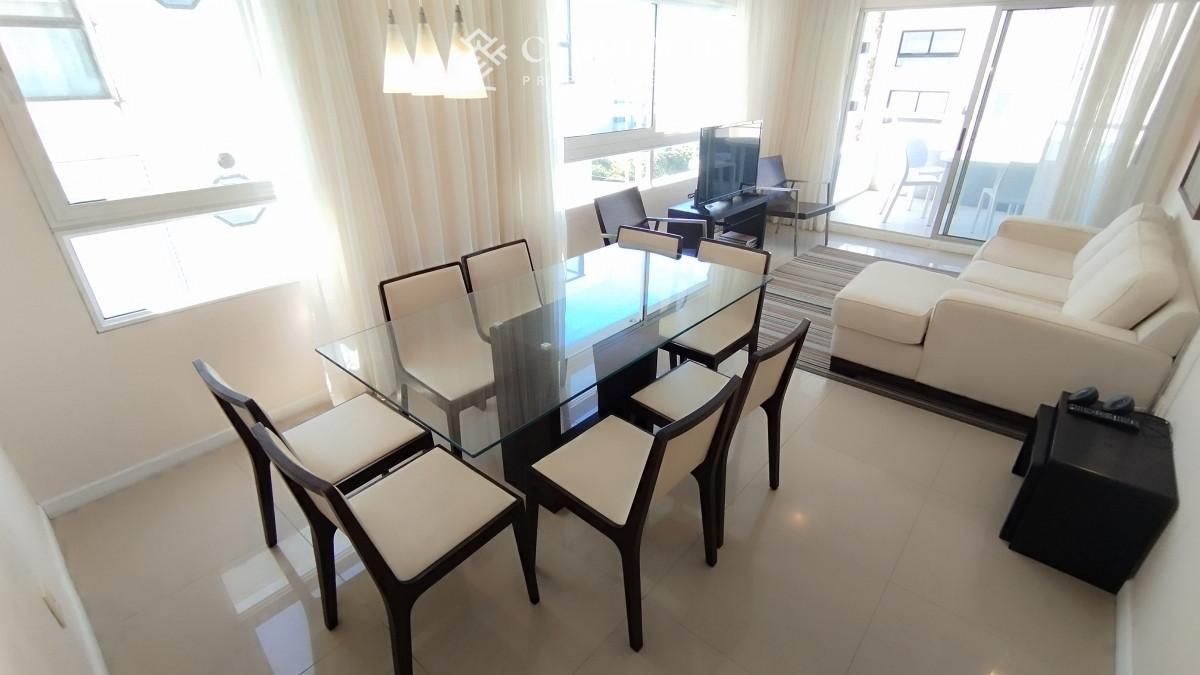 Apartamento ID.8334 - Apartamento en Venta zona Península, 3 dormitorios. Punta del Este