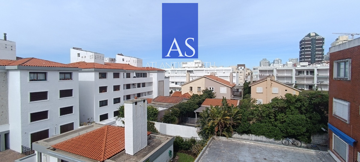 Apartamento ID.3853 - Apartamento 2 dormitorios 2 baños con terraza y garage en peninsula - Punta del Este