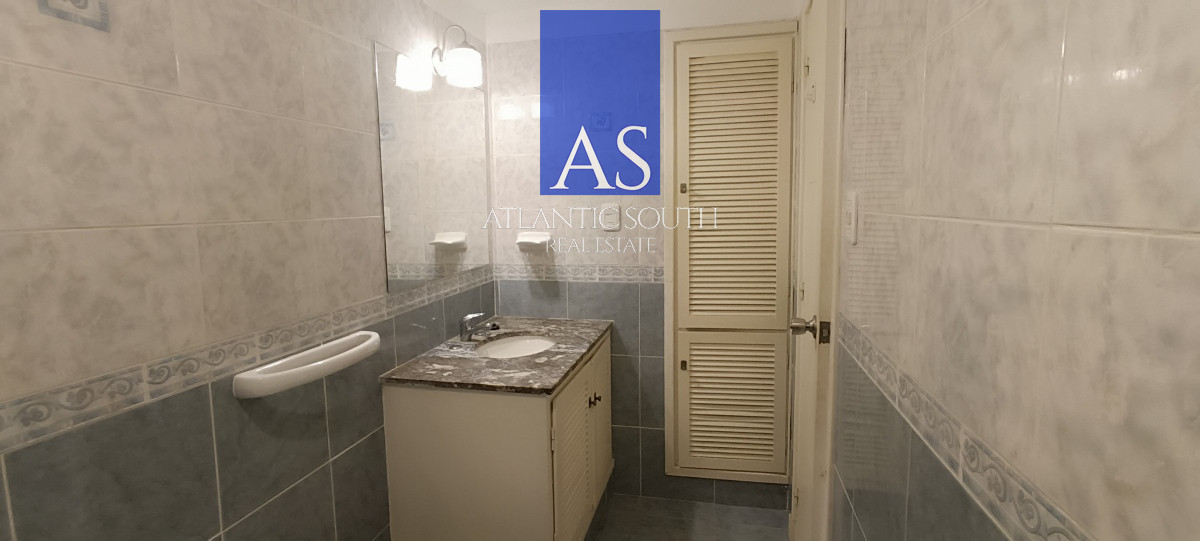 Apartamento ID.3853 - Apartamento 2 dormitorios 2 baños con terraza y garage en peninsula - Punta del Este