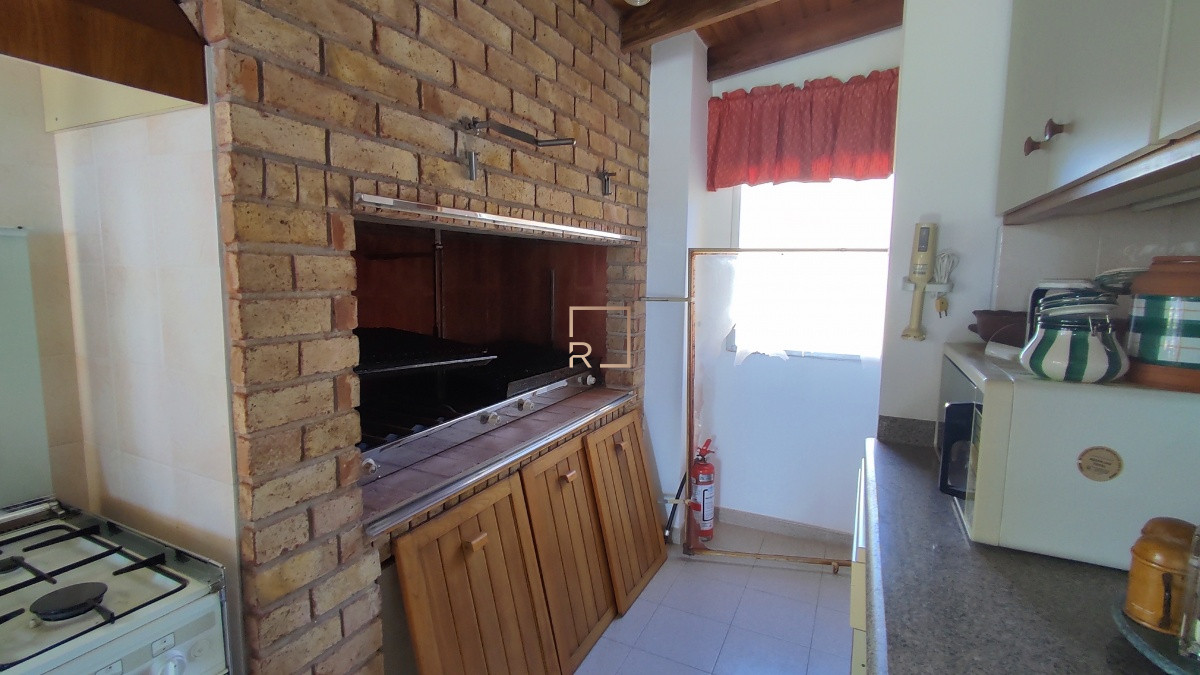 Apartamento ID.66 - Apartamento de 3 dormitorios, pent house, Punta del Este*